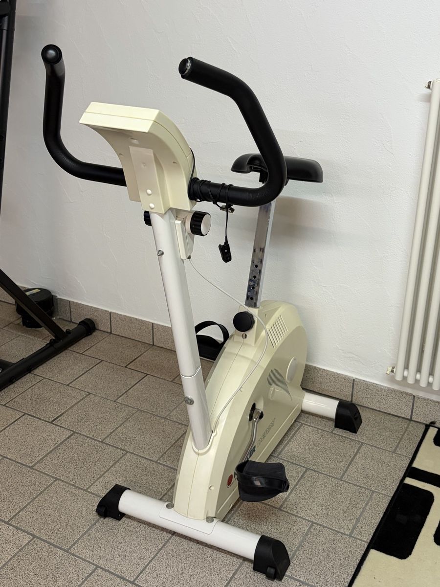 Kettler Hometrainer: Hometrainer Kettler altes Modell – Gebraucht aus Embrach von Smile580