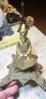 Messingfigur lesender Gelehrter auf Sockel guter Zustand