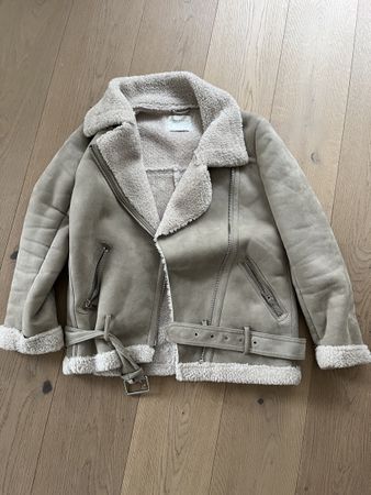 Fake Lammfelljacke Zara, Grösse S, beige