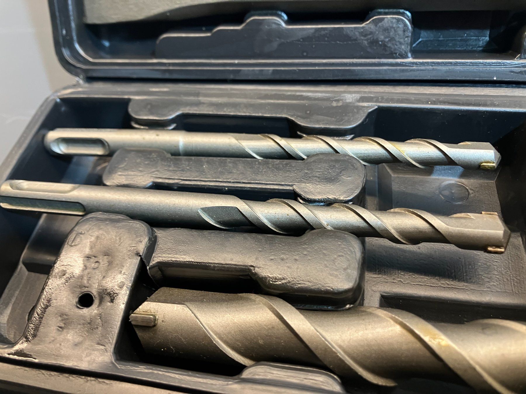 Einhell Tous les outils: neues Einhell SDS Plus Bohrer-Meisel Se inkomplett ab 1.- – Neuf (Voir description) à Lichtensteig par Buy24International 1