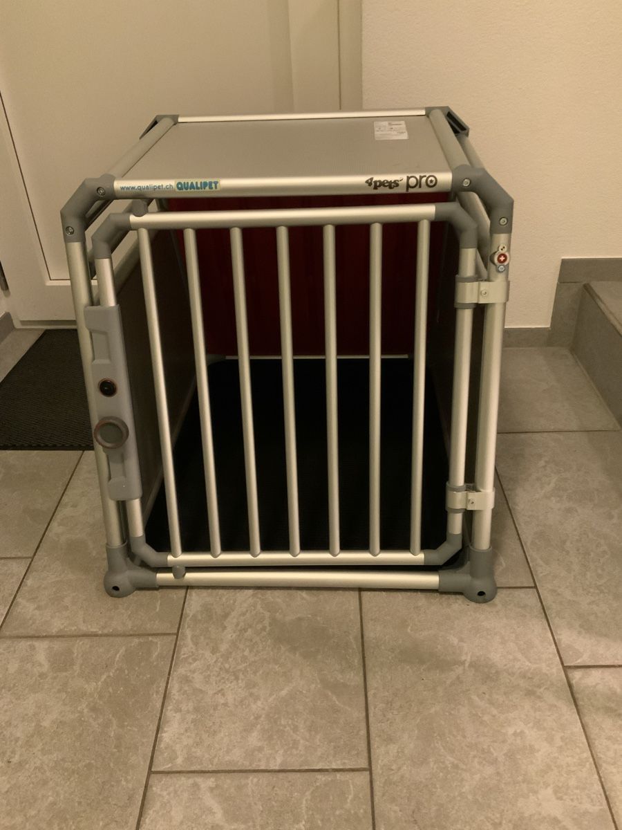 4pets Gabbie, trasporto & Sicurezza: DOGBOX PRO 3 – Usato da Magden venduto da Jackevaro