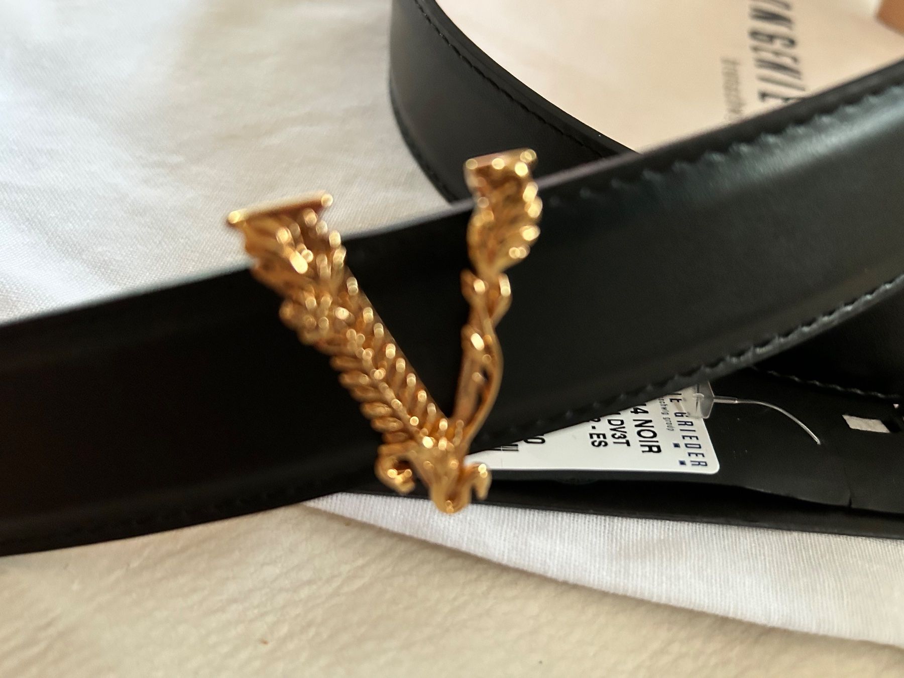 Versace Gürtel: Versace – Neu und originalverpackt aus Pully von Kalissa 3