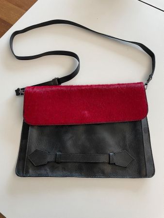 Handtasche