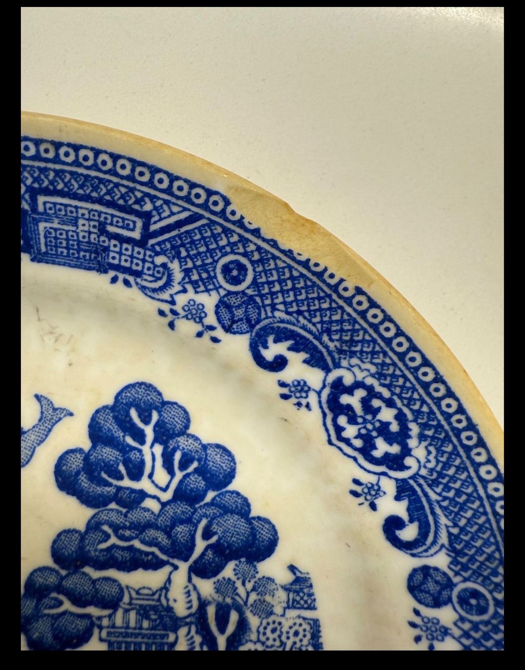Teller: 2 alte Dunn Bennett & Co Ltd Teller "Blue Willow" – Gebraucht aus Basel von Rouge. 7