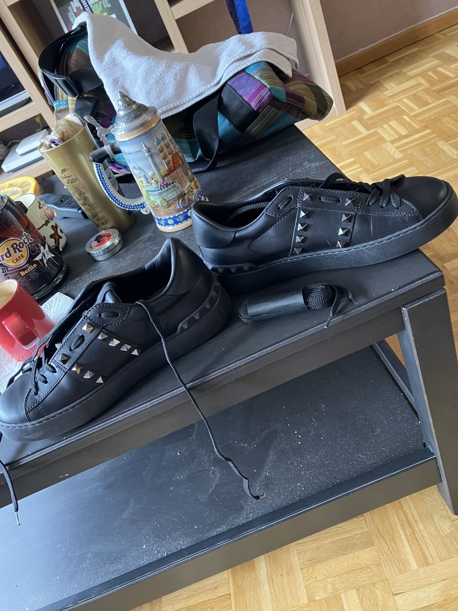 Valentino Scarpe da donna: Valentino Garavani ROCKSTUD UNTITLED SNEAKERS – Nuovo (secondo la descrizione) da Basel venduto da DanF85 1