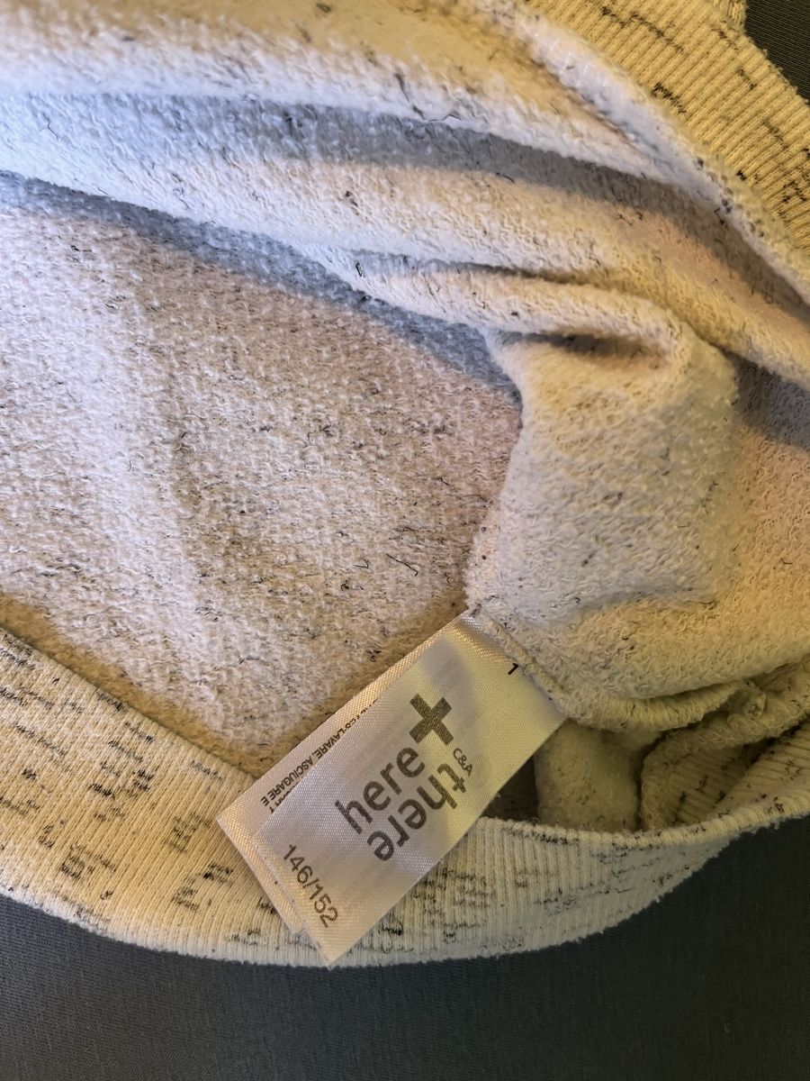 Maglioni & Felpe: 2 Pullover / Hoodies perfekt für Strand oder Sommerabend Gr. – Usato da Baden venduto da Mi0 2