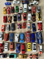 Konvolut ca 60 Spielzeugautos