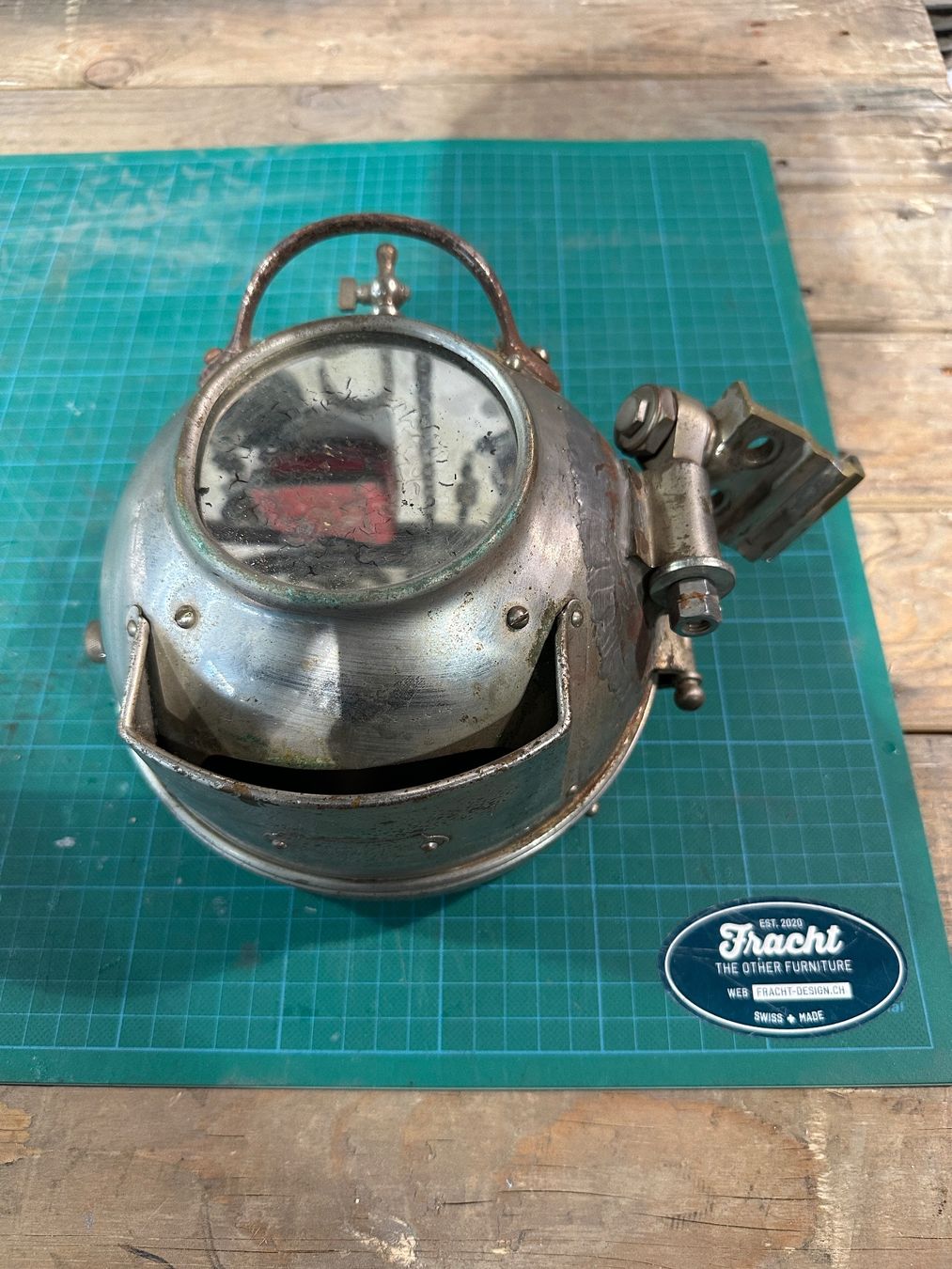 Scheinwerfer: Lucifer Karbidlampe für Oldtimer – Gebraucht aus Luzern von Fracht-Design 4