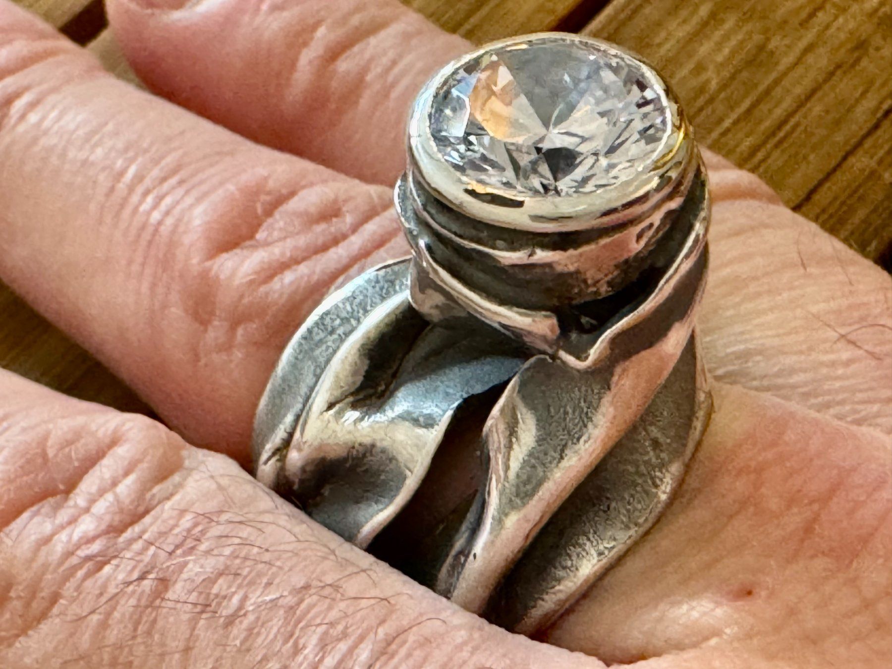 Anelli: Umwerfender Ring – Nuovo e nell'imballaggio originale da Jona venduto da Herzschmiede 6