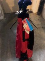 Golfset mit Schlägern und Golftasche