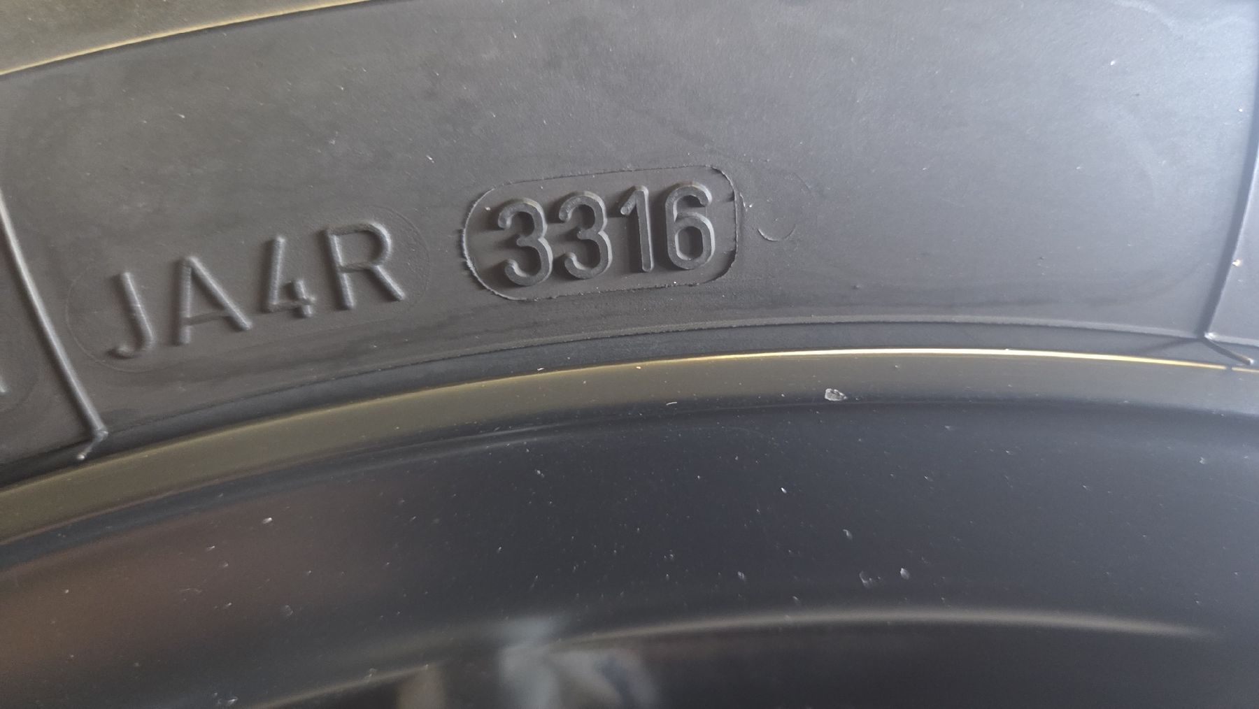 Pneus & Roues: 4 Winterräder BMW  MINI – D'occasion à St.Gallen par Cipi15 4