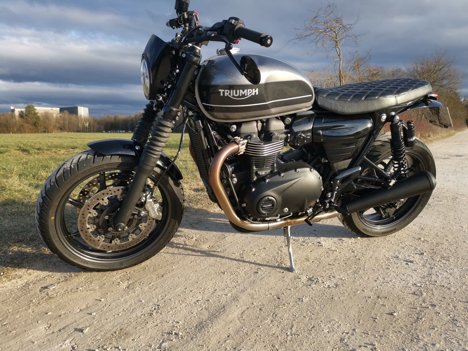 Triumph Strada: Triumph Speed Twin 1200 Custom – Usato da Trimbach venduto da ZweirAdler 3