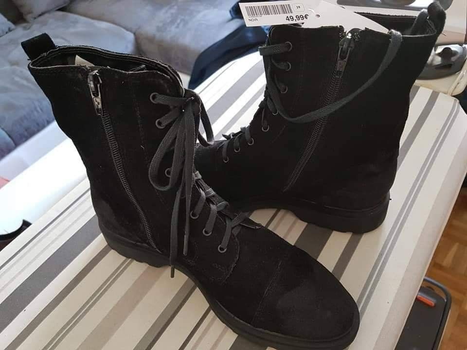Chaussures femmes: Pointure 39 Neuve – Neuf avec emballage d'origine à Couvet par Pioune