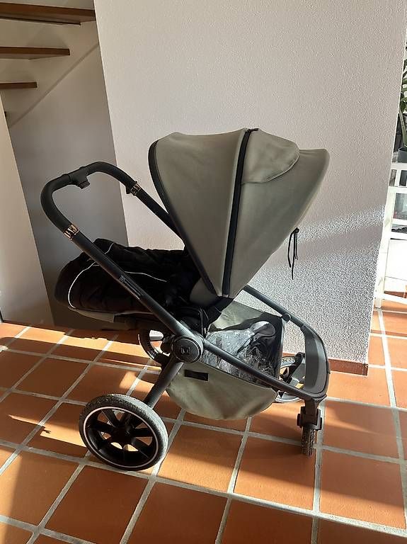 Carrozzine: Kinderwagen Moon Resea+ – Usato da Tenniken venduto da butterflies01 2