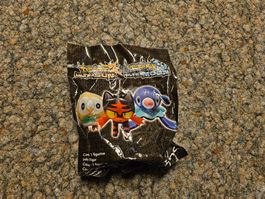 Pokemon Sun & Moon Pre Order Figur