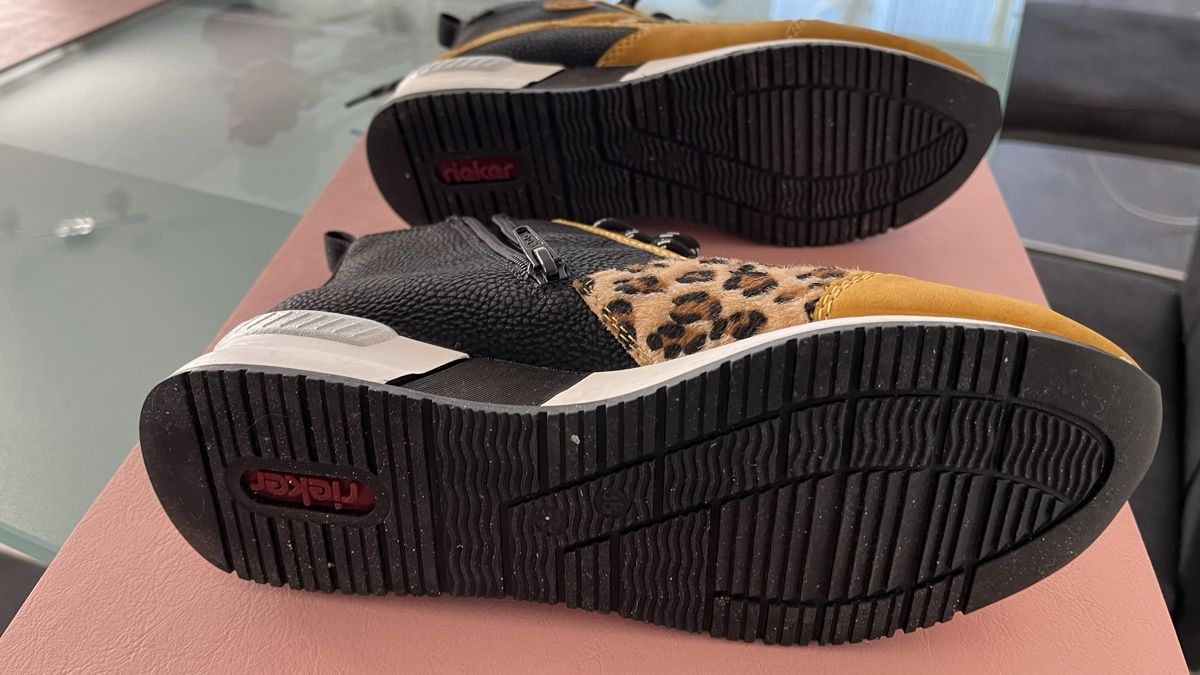 Rieker Scarpe da donna: Sneaker von Rieker Gr 38 – Nuovo (secondo la descrizione) da Mosnang venduto da KurtHe 2