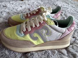 Frühlingsfrische Nile Sneaker, Gr. 38