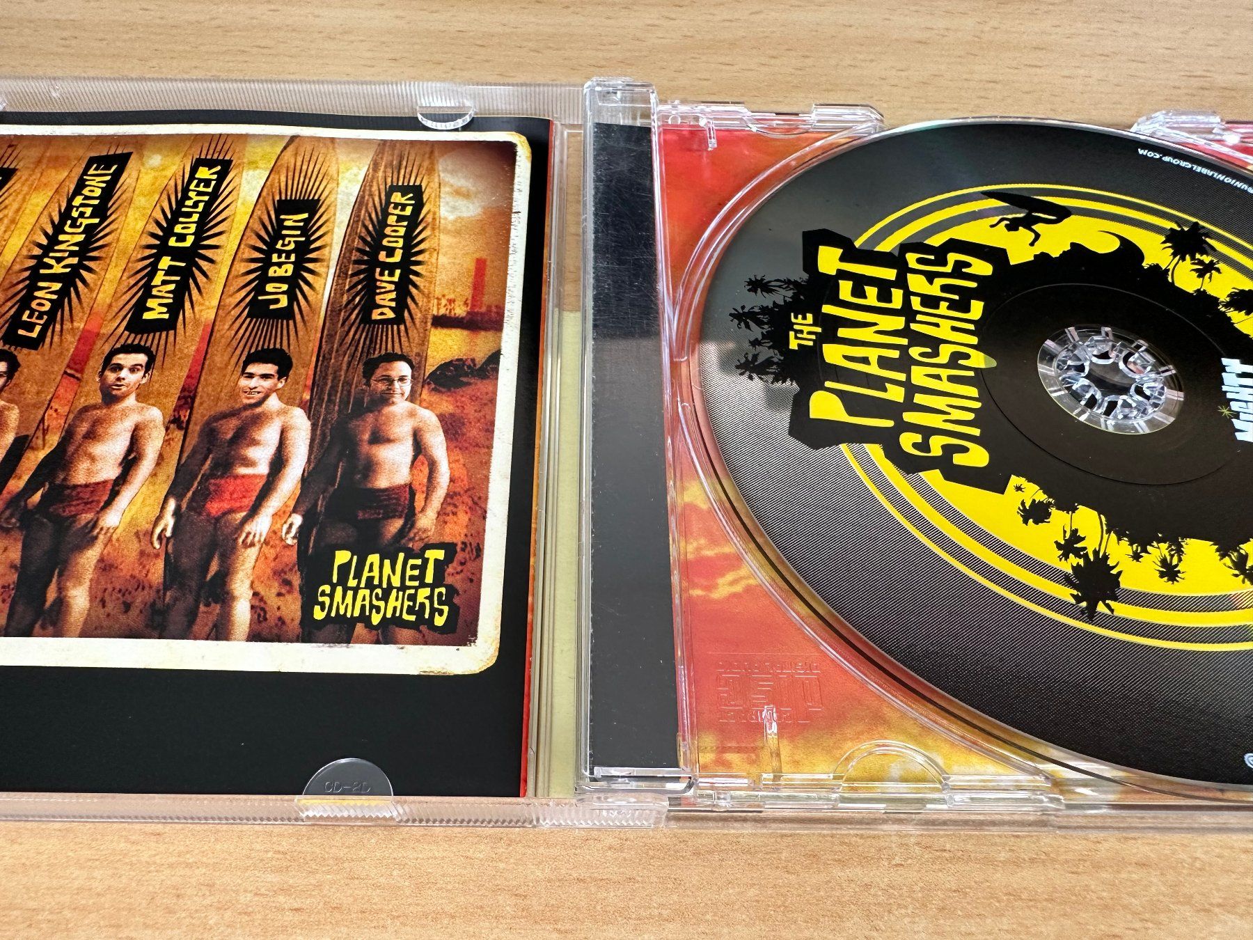 CD: The Planet Smashers – Mighty – Usato da Rikon im Tösstal venduto da Alpenmutz 2