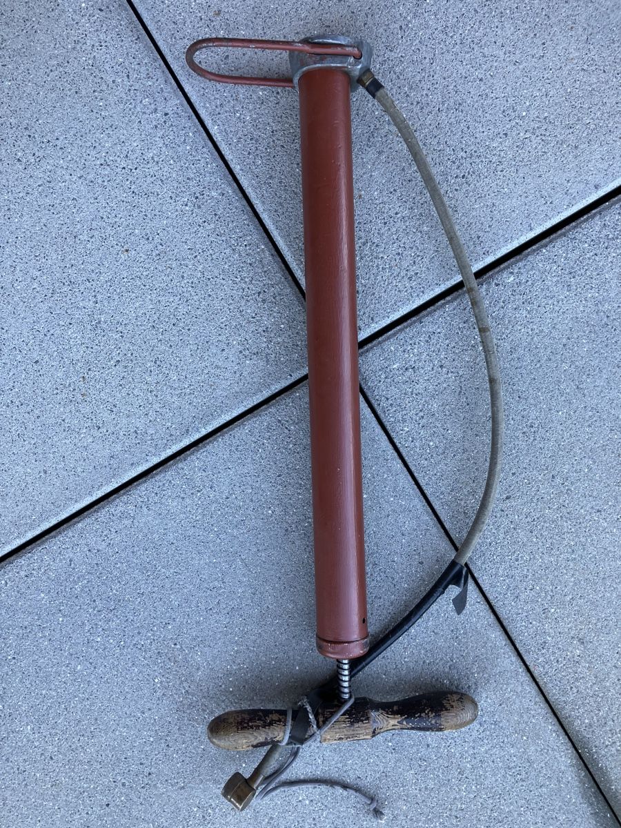 Pompe: Alte Velopumpe  Fahrradpumpe – Usato da Willisau venduto da son_lq7g 1