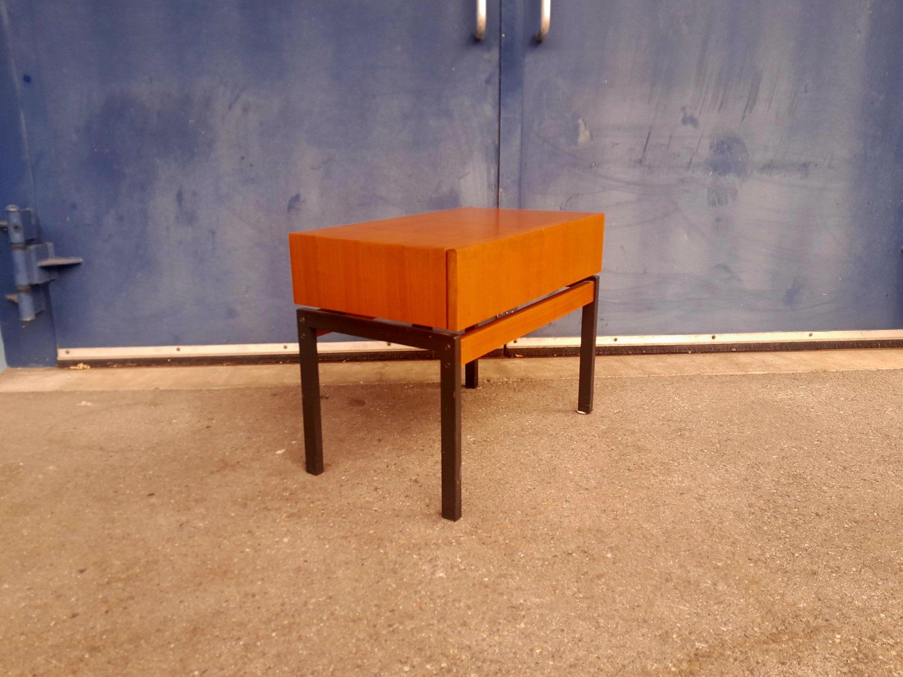 Tables de nuit: Vintage Nachttisch / Kommode / Sideboard – D'occasion à Männedorf par Bel-view 3