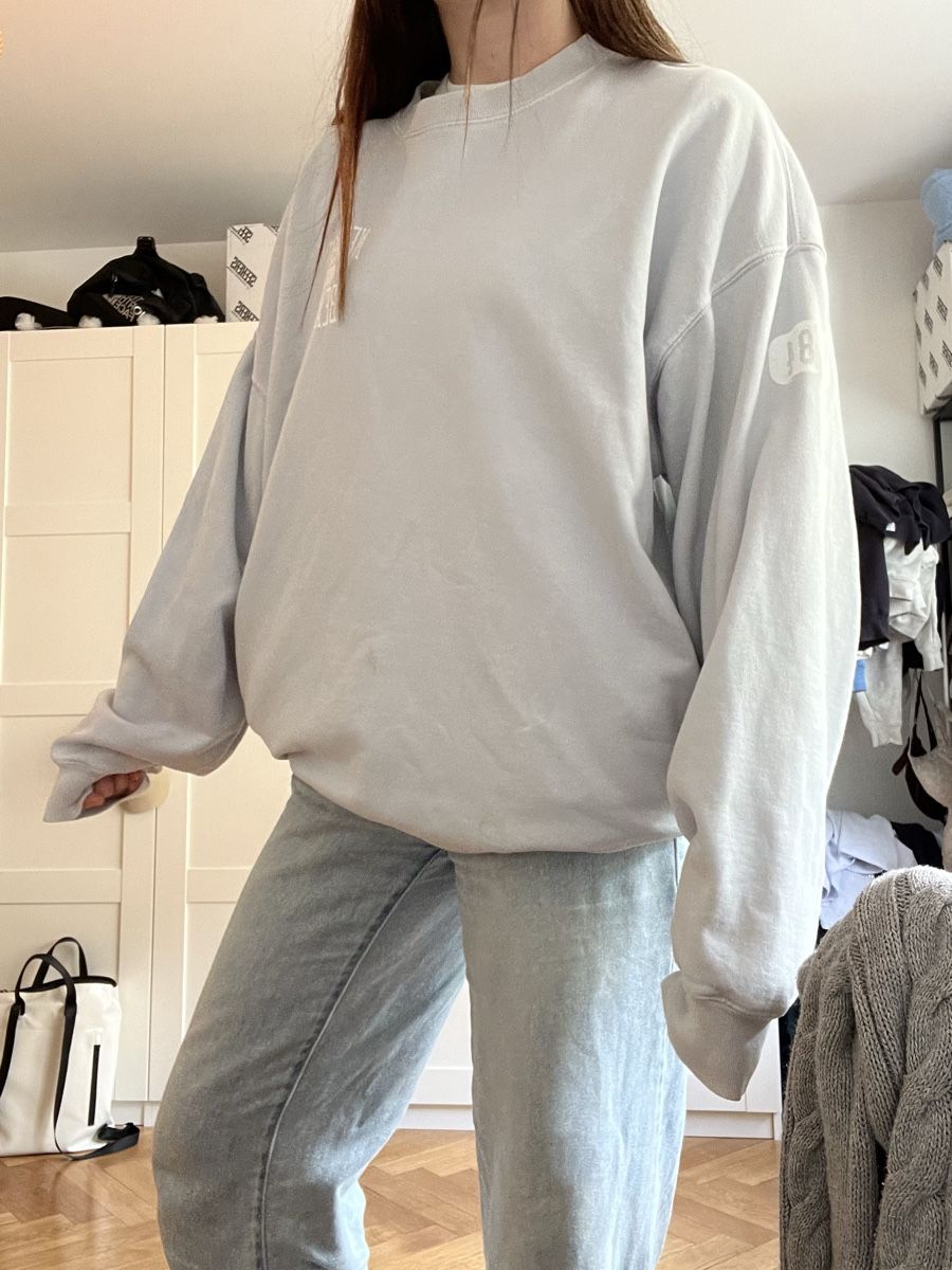 Brandy Melville Maglioni & Felpe: brandy melville sweater – Nuovo (secondo la descrizione) da Bern venduto da lea_wf9x 1