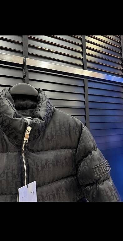 Vestes: Veste Dior  – Neuf avec emballage d'origine à Renens VD par LSD.007 1