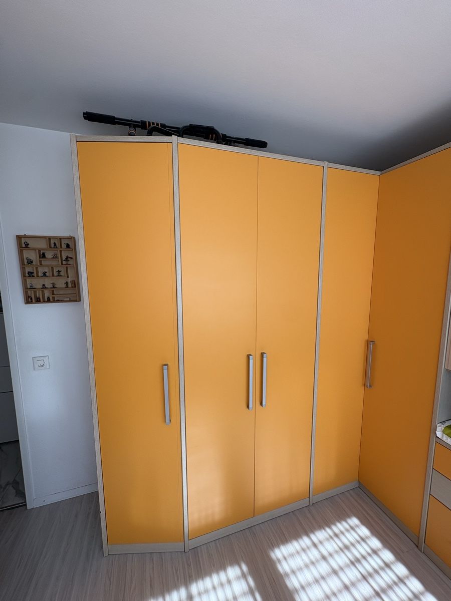 Armoires: Grosse Kleiderschrank  – Neuf (Voir description) à Lausen par and_f9qn 8