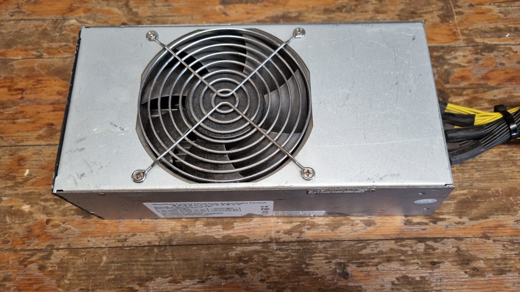 Coin Miner: Miner PSU APW5 – Gebraucht aus Dorf von Miner-supply 2