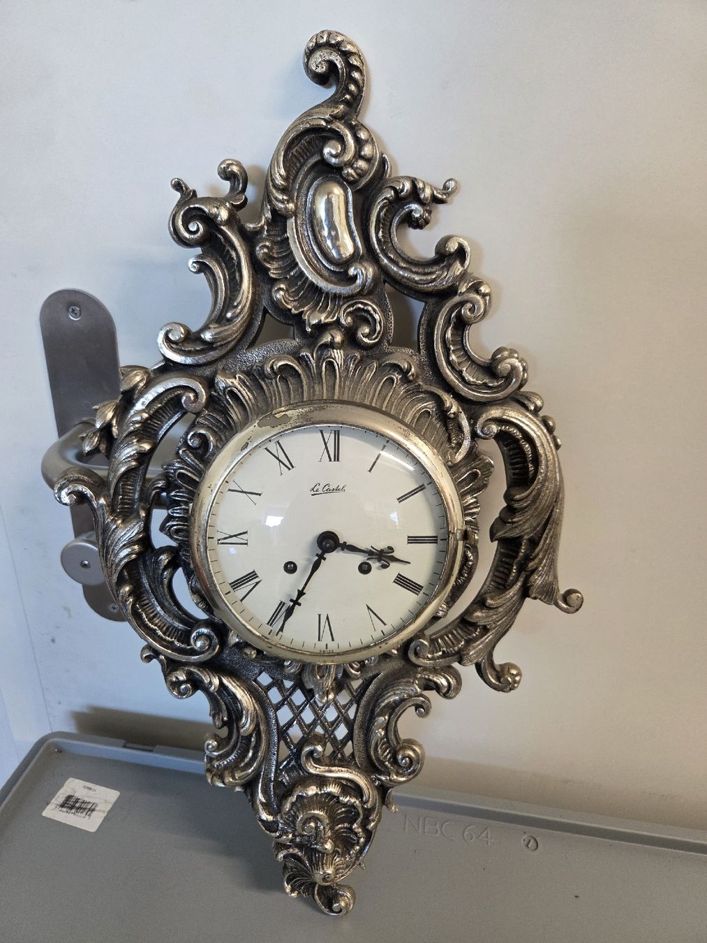 Orologi da terra & Orologi da parete: Wanduhr Le Castel  – Usato da Dietikon venduto da Allegra34 4