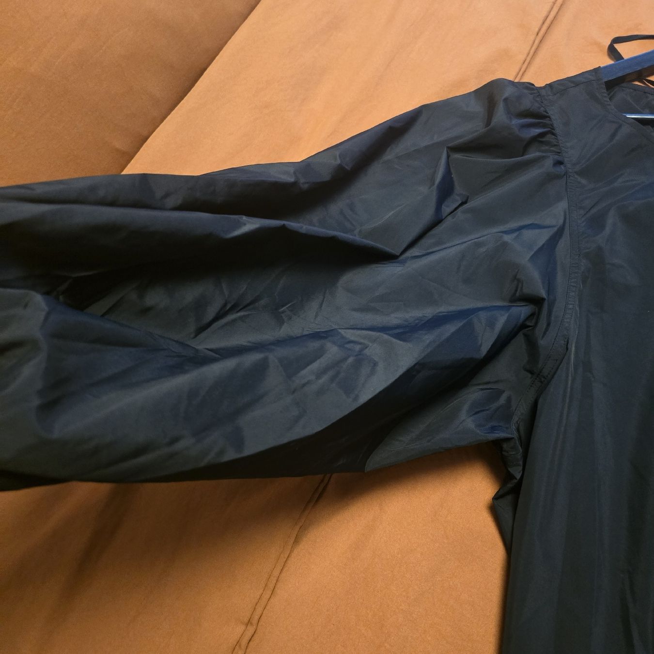 H&M Vestiti: Ein wunderschönes Kleid mit Flügelärmel – Nuovo e nell'imballaggio originale da Döttingen venduto da Mass-krisG 8