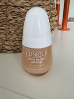 Clinique Even Better Foundation, WN 30 Biscuit
