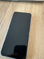 Samsung Galaxy A13 64 GB Light Blue – inkl. Schutzhülle