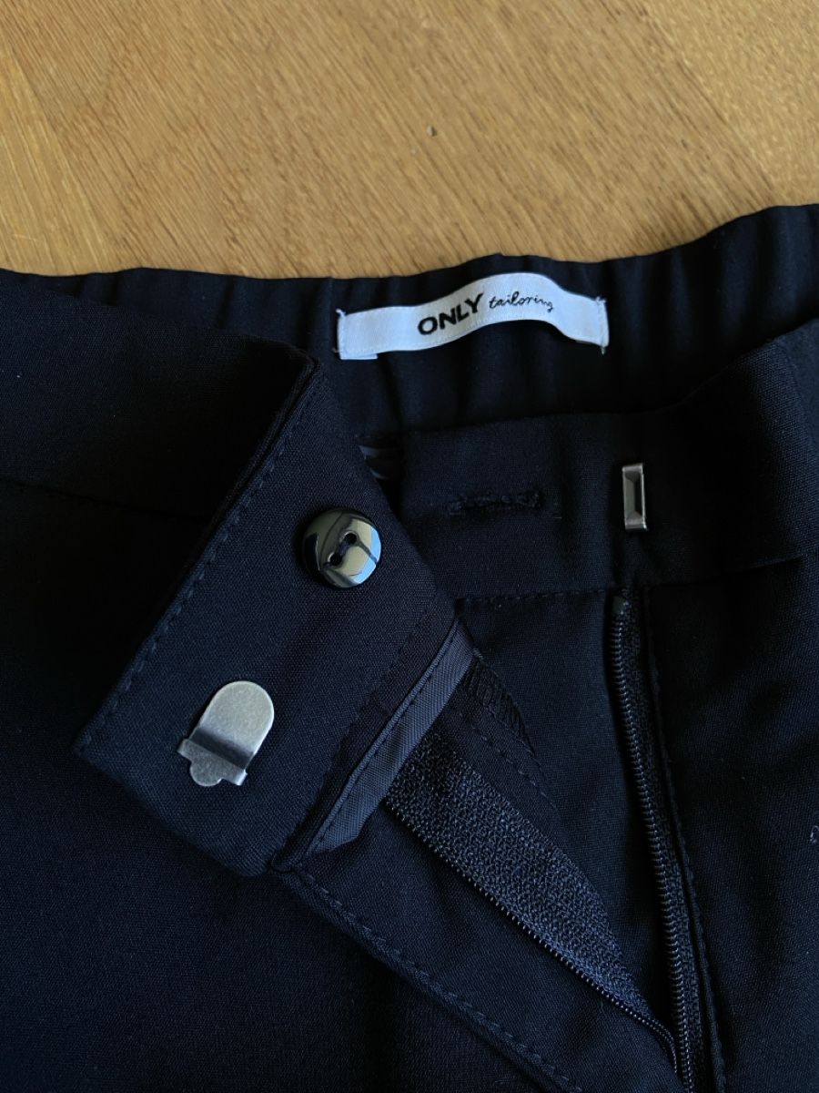 Only Pantalons: Only Anzughose – D'occasion à Luzern par 2ndchances 2