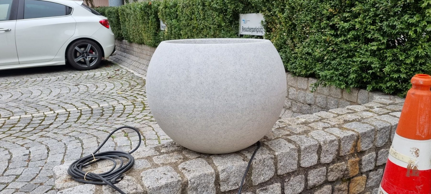 Vasi per fiori: Blumentopf mit Licht – Nuovo e nell'imballaggio originale da Meilen venduto da Tulip5
