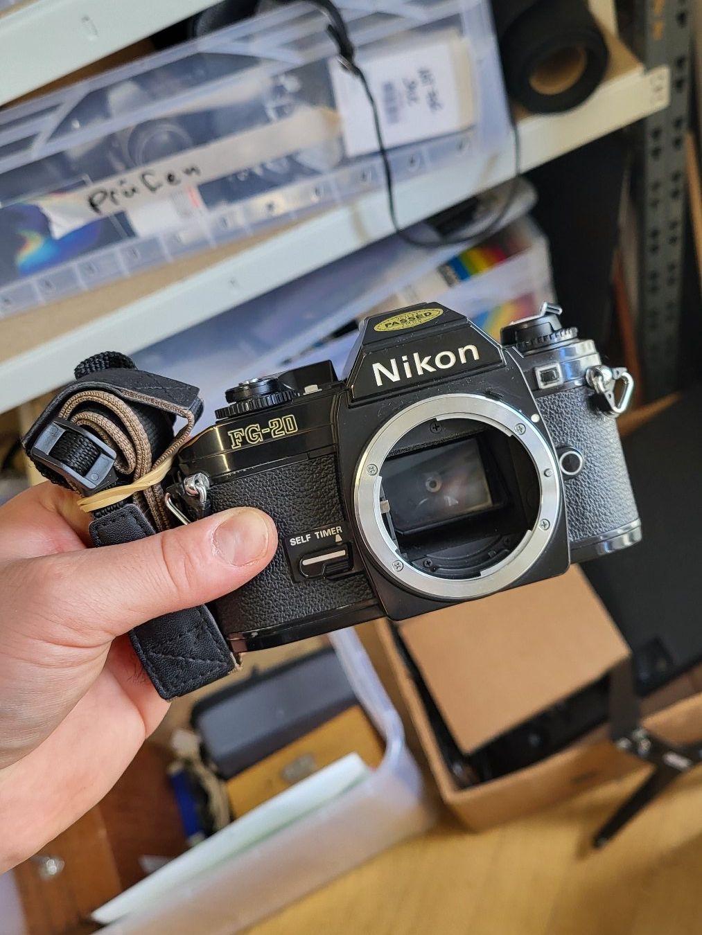 Nikon FG-20 Analoge Kamera (Usato) a Bern per CHF 39 – con 