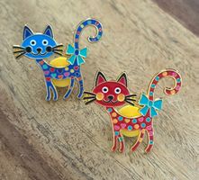 2x Pin Katze