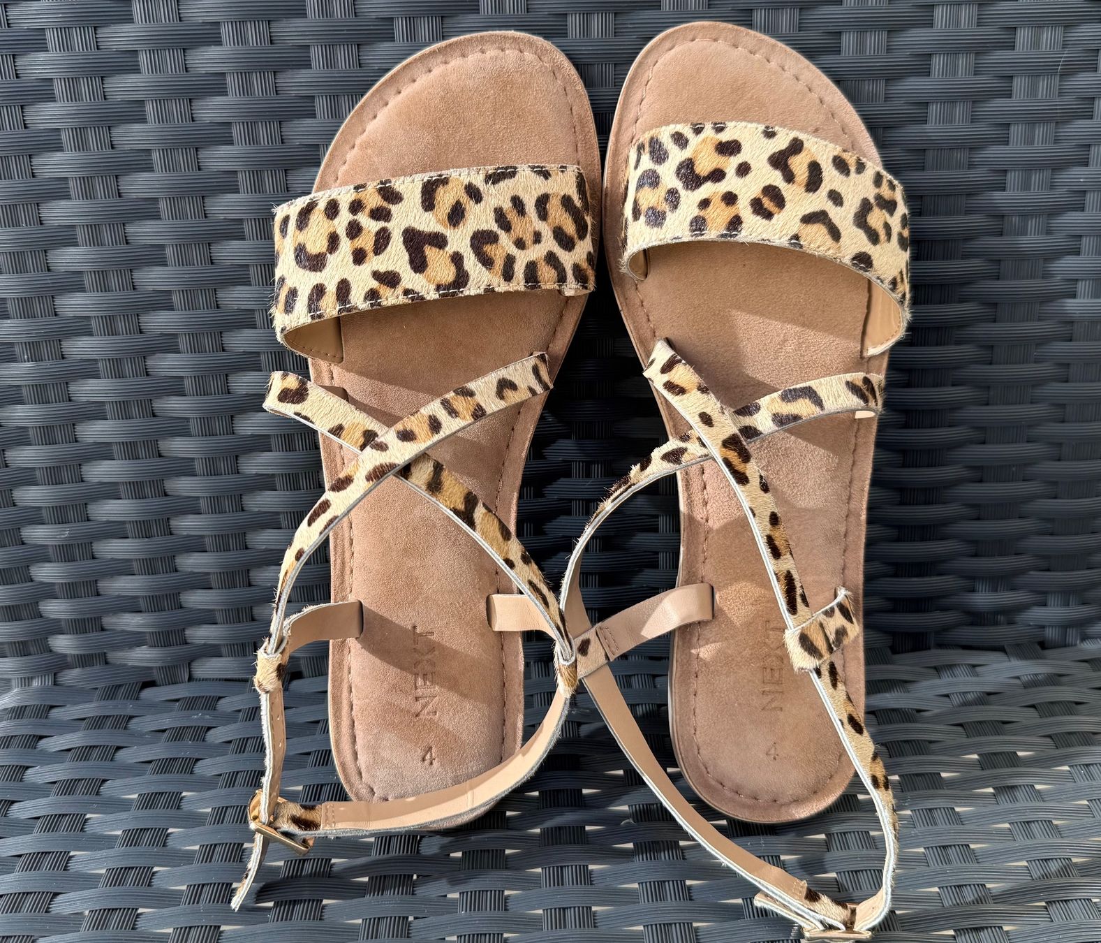 Next Scarpe per ragazze: Sandales en cuir Next - Taille 37 – Nuovo (secondo la descrizione) da Denges venduto da peumens 3