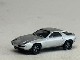 VE1- Herpa Porsche 928 silbermetallic