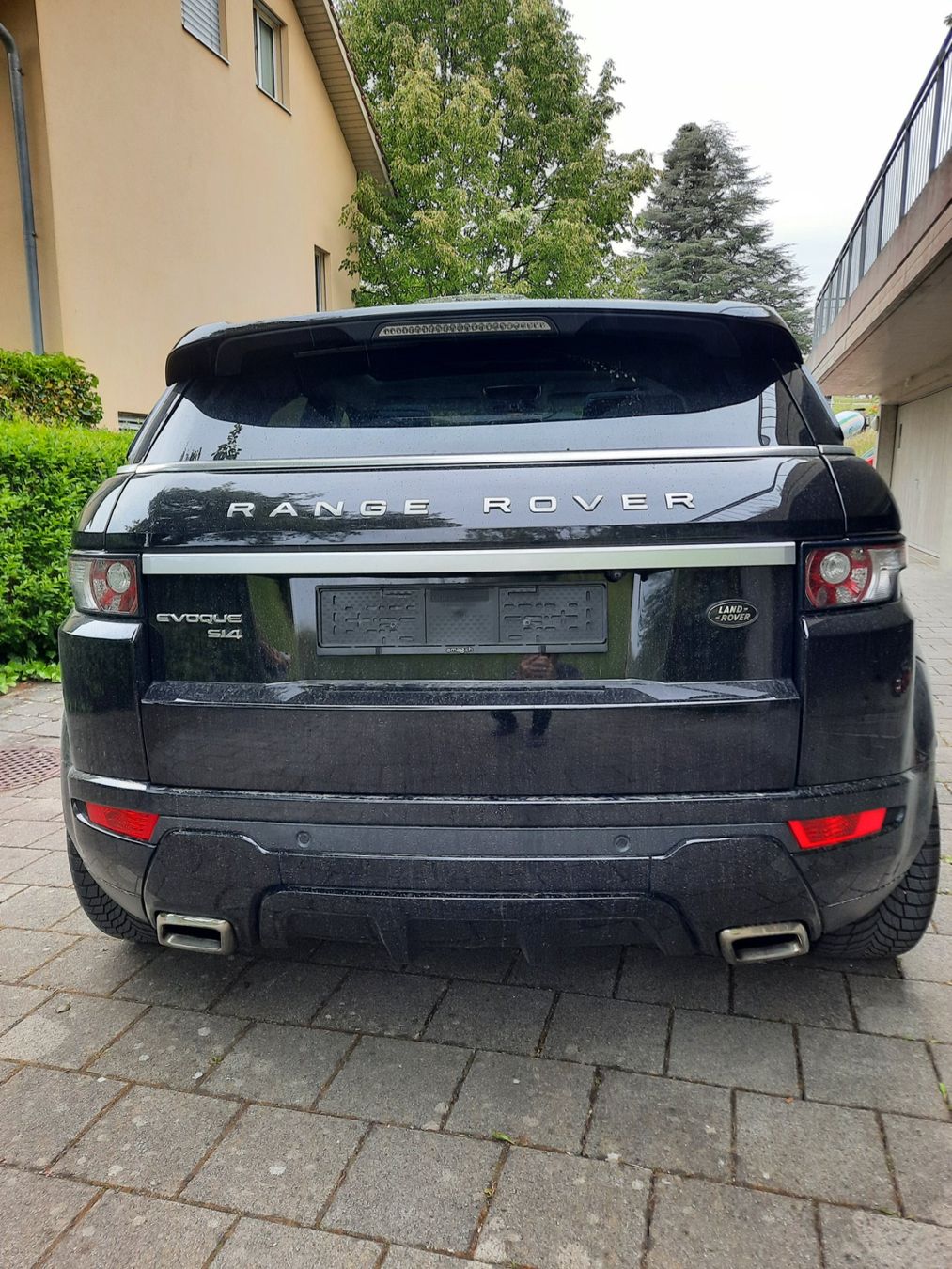 Land Rover Automobili: Range Rover Evoque 2.0Si4 Prestige – Usato da Ottikon b.Kemptth. venduto da Sharan6 4