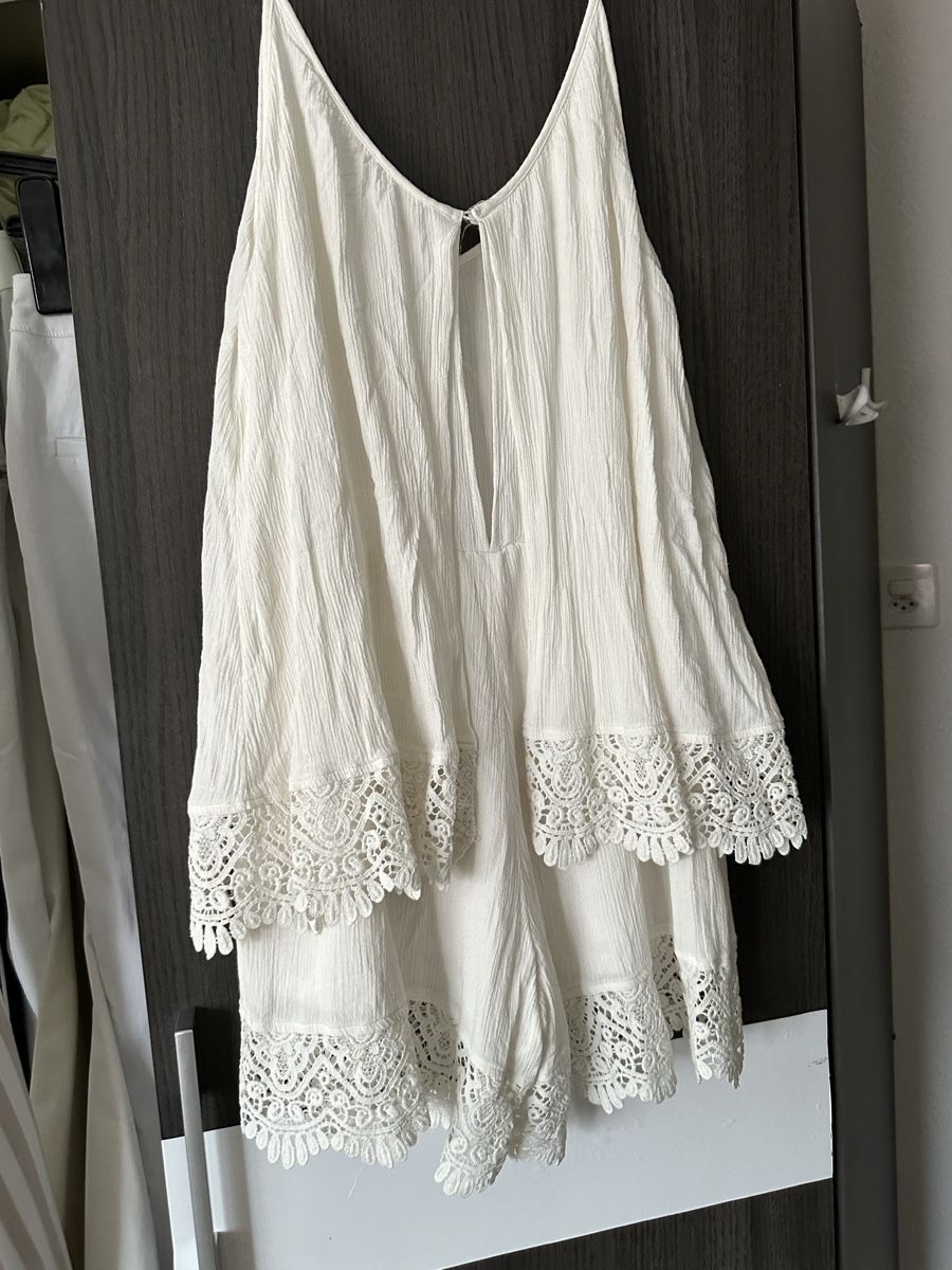 Tute: Damen Jumpsuit-Overall mit Spitzen – Usato da Basel venduto da Ivana_4 2