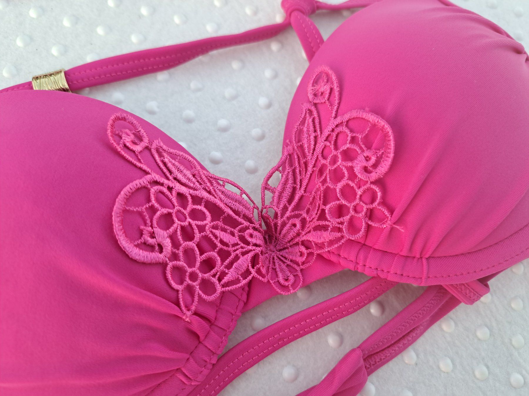 Manor Costumi da bagno & Bikini: Pinkes Bikini-Oberteil Manor Grösse 70A – Nuovo e nell'imballaggio originale da Gysenstein venduto da joshuas81 2