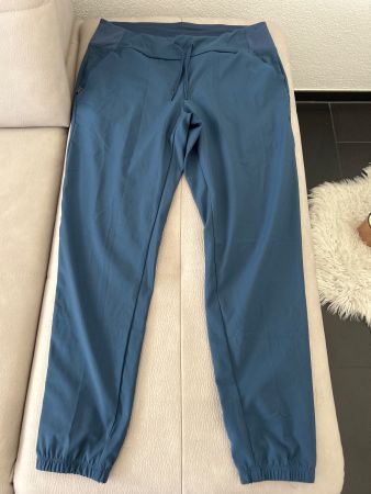 Leichte Wanderhose von Quechua, Grösse 44, blau