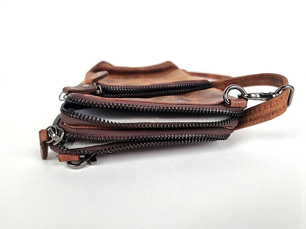Taschen: Ledertasche – Gebraucht aus Urtenen-Schönbühl von Restwert_Schoenbuehl 5