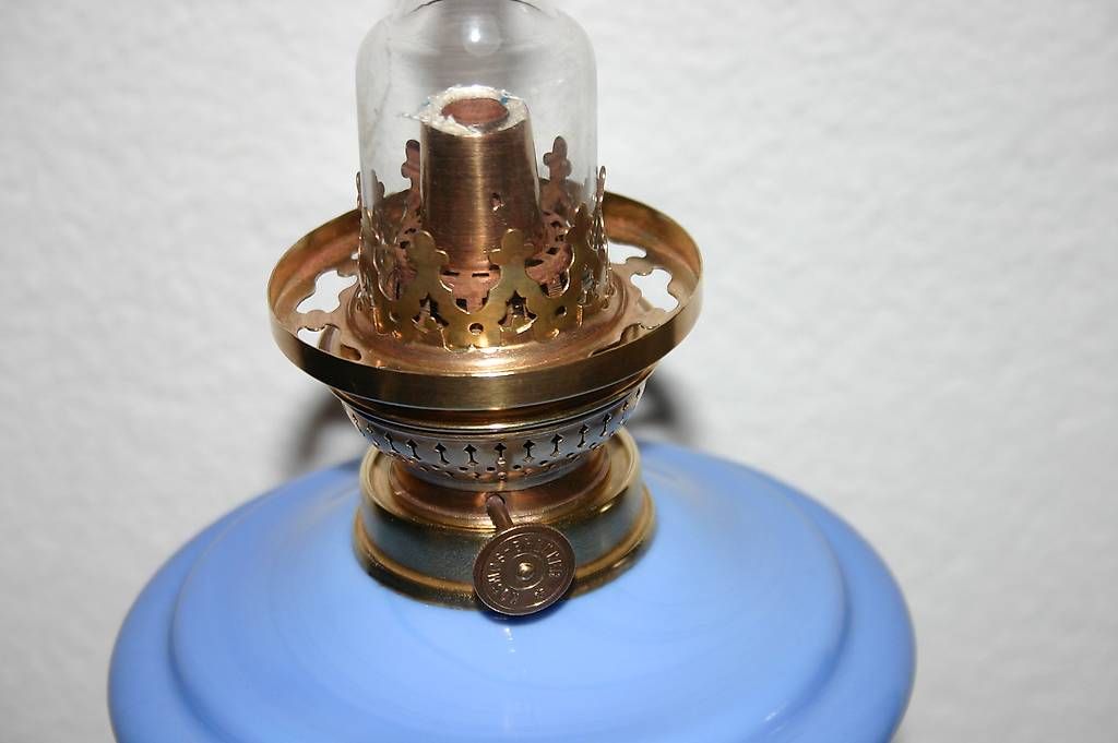 Lampade: antike Petrollampe, restauriert, funktionstüchtig – Usato da Weggis venduto da Mylemontree 2