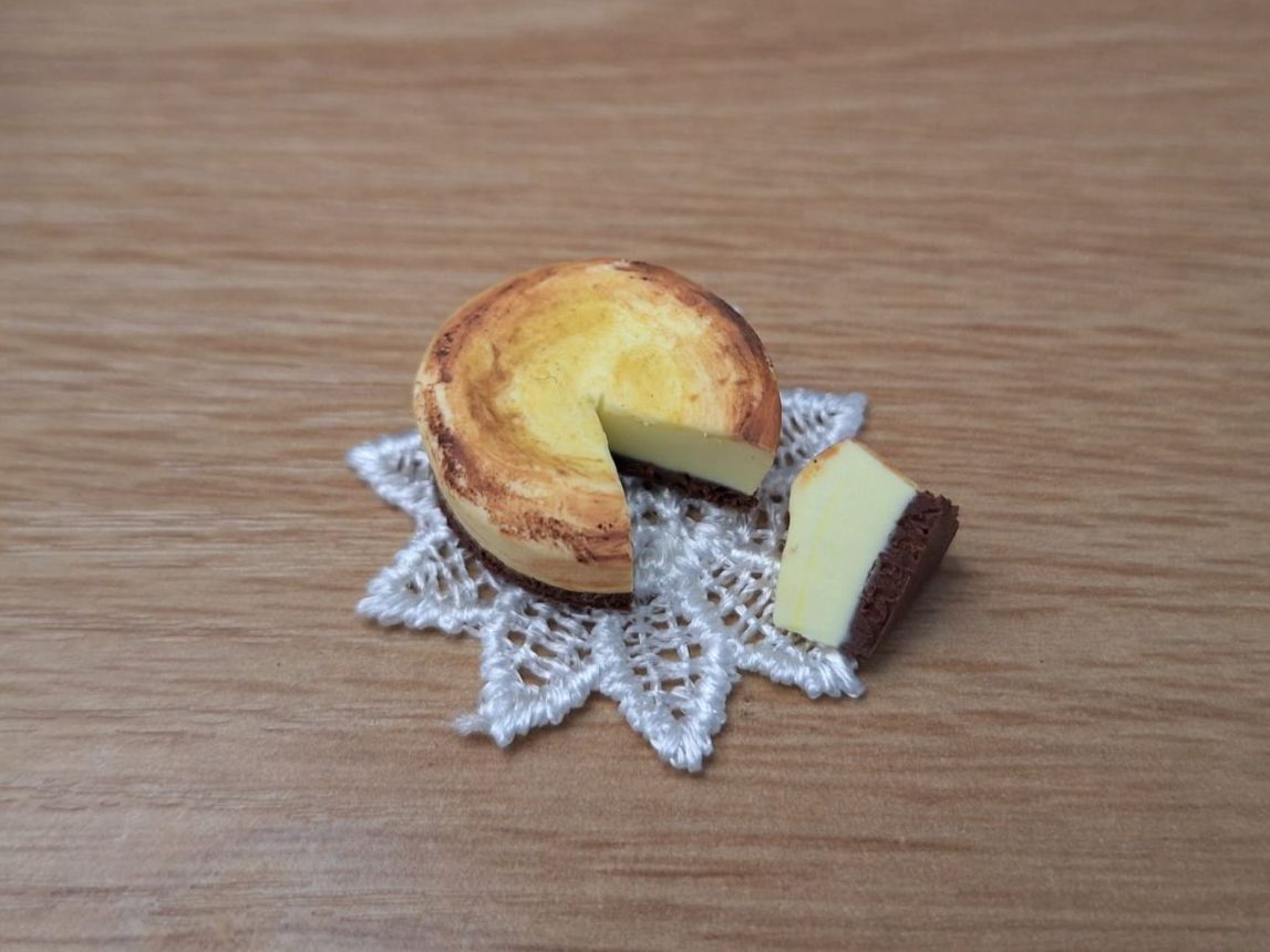 Case e mobili per bambole: Puppenhaus Quarkkuchen – Nuovo (secondo la descrizione) da Zürich venduto da HandmadeTinyFood 1