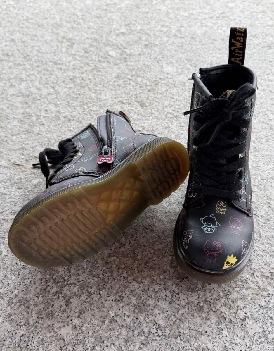 Schuhe für Mädchen: DR. MARTENS SANRIO nr. 28 – Neu (gemäss Beschreibung) aus Bedano von VBimby 2