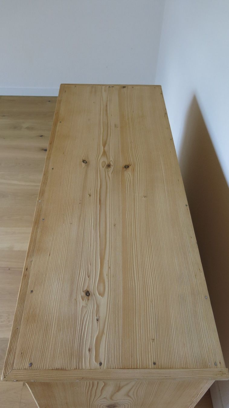 Cassettiere: Fichtenholz Sideboard, Kommode mit 2 Türen – Usato da Ennenda venduto da Andynova 2