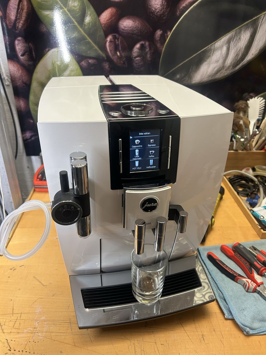 Jura Macchine per caffè & Macchine per espresso: Jura J600 – Usato da Laax GR venduto da Iusti27 8