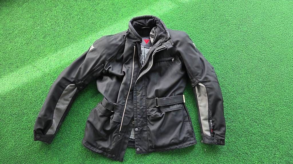 Giacche: Motorradjacke DAINESE Gore-TEX Gr. ca. S – Usato da Belp venduto da Yvi76