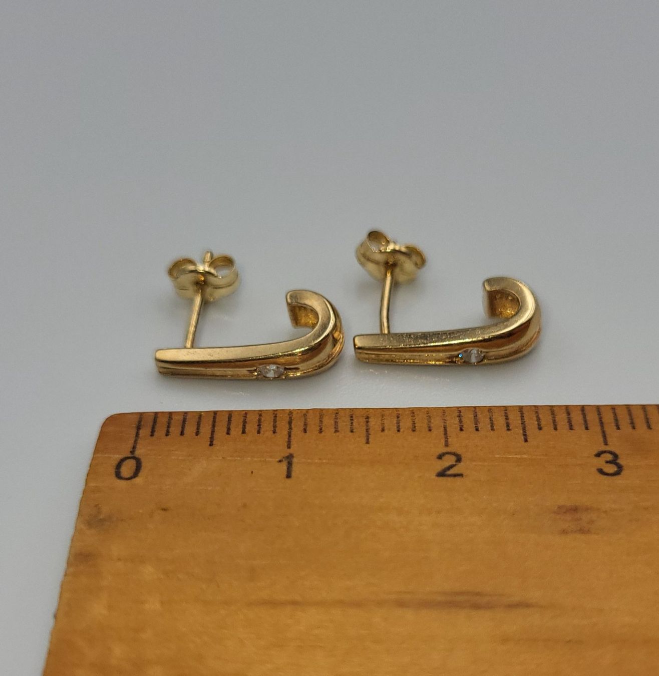 Orecchini pendenti & Orecchini a lobo: Gold Ohrstecker Mit Steine – Usato da Wald ZH venduto da Dasilver 2